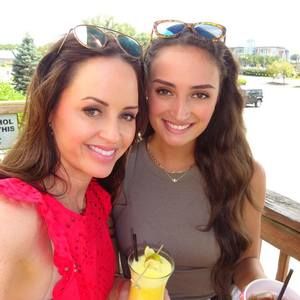 Meet your Posher, Jenny